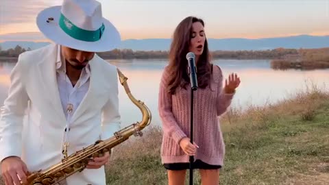 Sia - CHANDELIER | Daniele Vitale & Benedetta Caretta (Sax e Voice)