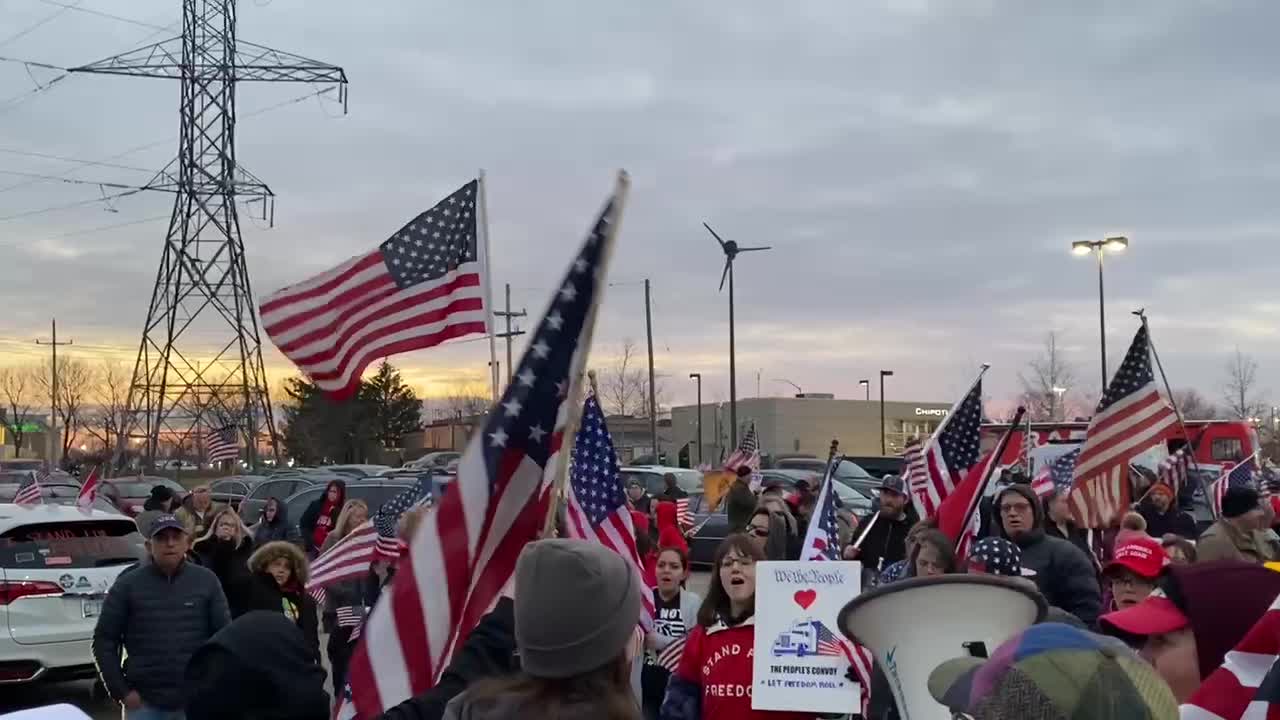 Truckers US Convoy Gurnee Illinois God Bless America