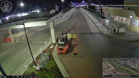 2023-12-29 - Puente Internacional 1 (viendo hacia Nuevo Laredo)