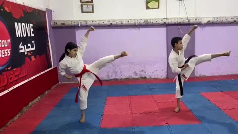 تدريب الصغار على الألعاب