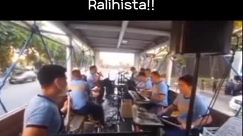 RALLY WHILE POLICE RESPONSE CONCERT.