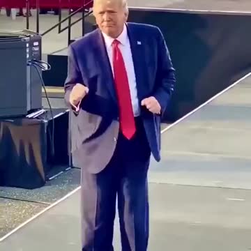Trump dancing 💥💥💥💥