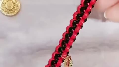 Knotted bracelet thats both stylish and easy to craft!.hd