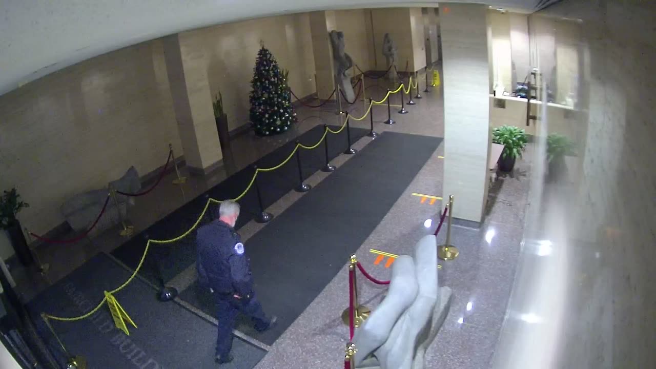 8002FCOB01MainLobby_2021-01-06_20h40min01s413ms.mp4