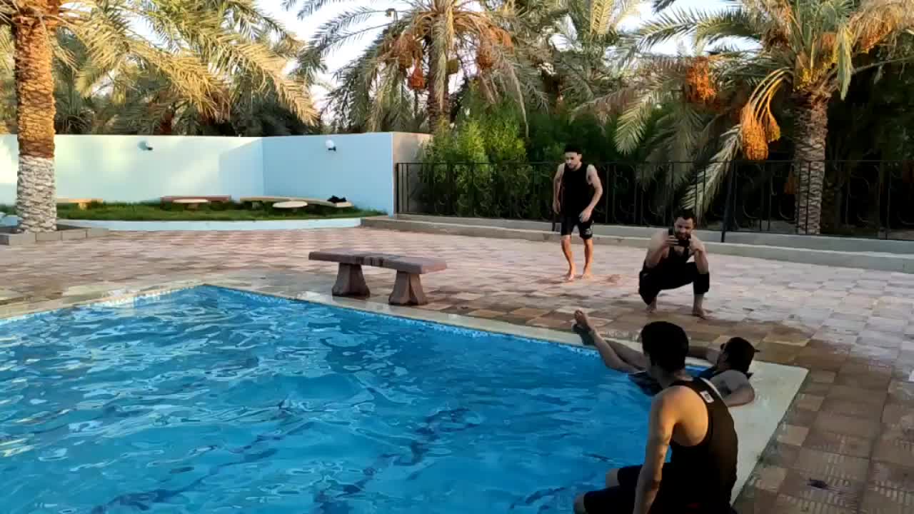 Dive in pool