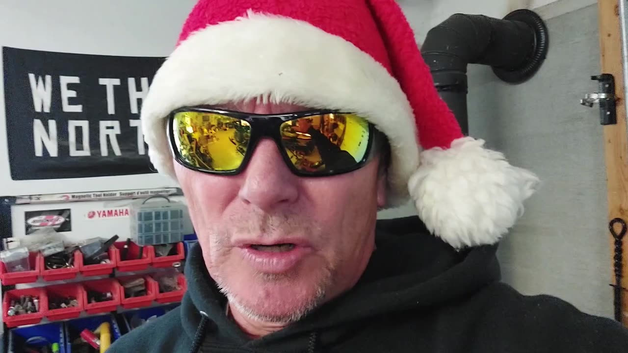 Angry Canadian - Merry F*ckin Christmas !