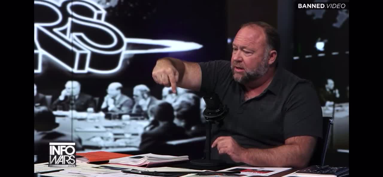 Alex Jones talks nuclear war with Russia clip 10-15-2022