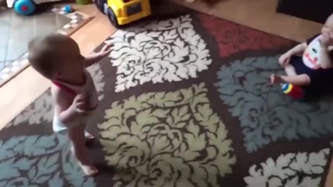 Try not to laugh (baby videos)