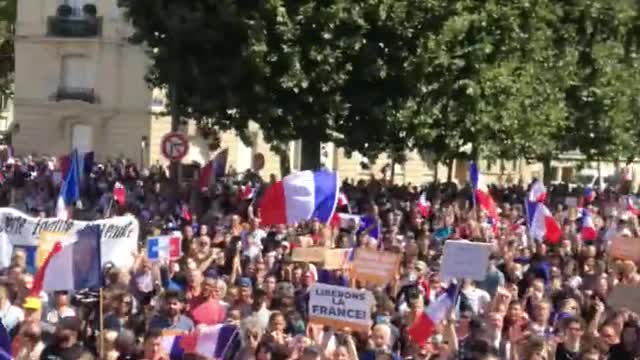 FRANCIA RECHAZA A LA DICTADURA SANITARIA COVID