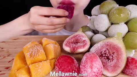 ASMR MUKBANG｜FROZEN STRAWBERRY, MANGO, TANGERINE, GRAPE, BERRY, DRAGON FRUITS EATING SOUNDS