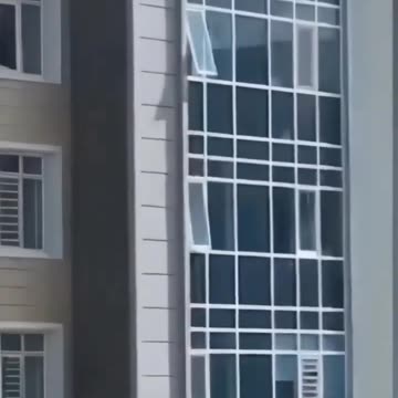 WOW! Eight stories up.