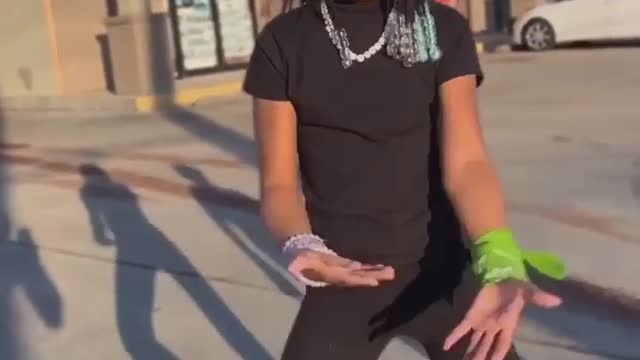 TikTok Dance Walk You like a Dog