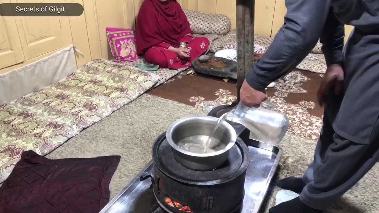 How We Made Oil and Beauty Serum From Spring Flowers - Beauty Secret Of Village People Of Mountains
