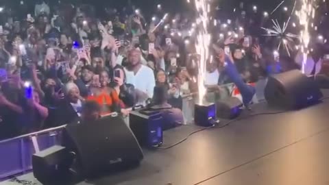 Australia Didn't Calm Down For Rema To Sing 😂♥️