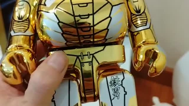 bearbrick400% empty mountain based capsule Iron Man