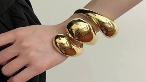 Vintage French-Style 18K Golden Plated Twisted Cuff,