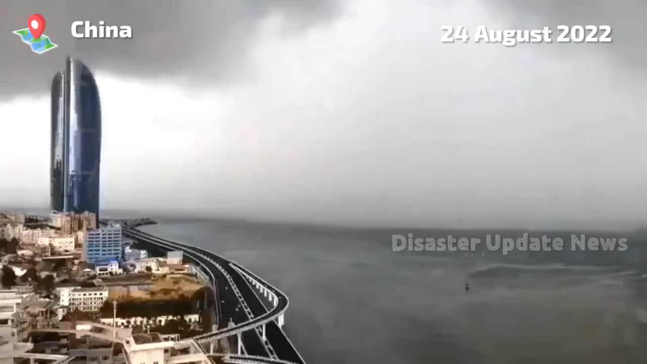 Powerful typhoon ‘Ma-on’ approaches Hong Kong, Macau and southern China