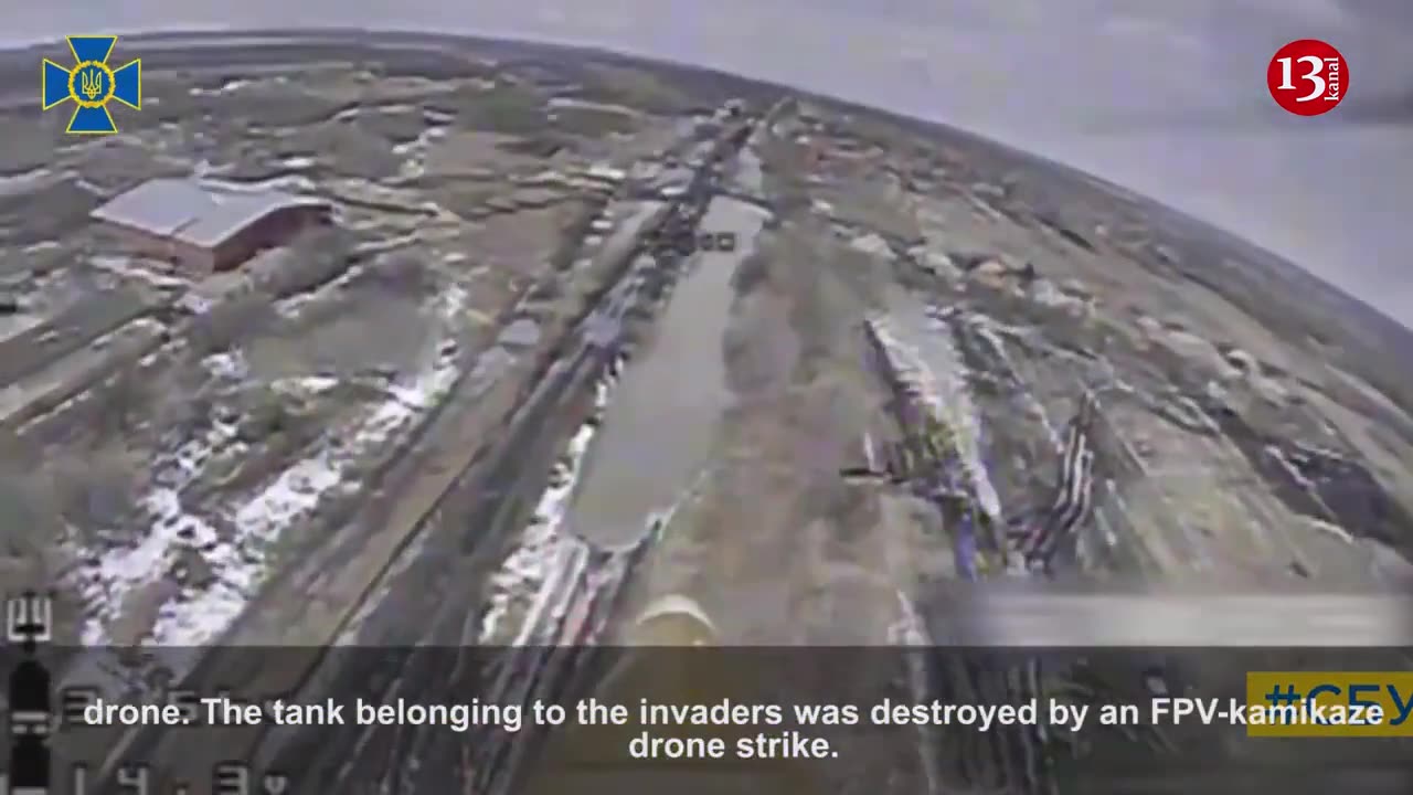 Kamikaze drone strikes a moving Russian tank