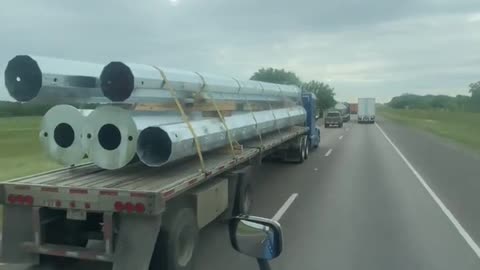 Good brother, come and give me big bones # There is a kind of life called truck.