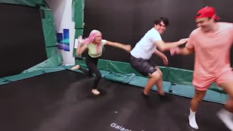 Crazy Trampolin House!