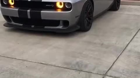 180 DODGE CHALLENGER SRT HELLCAT COLD START FROM THE KEY WHEN ME OUT