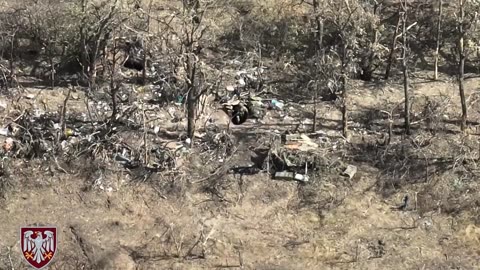 🎯 Ukraine Russia War | Ukrainian FPV Drone's Precise Approach to Target Russian Dugout Entranc | RCF