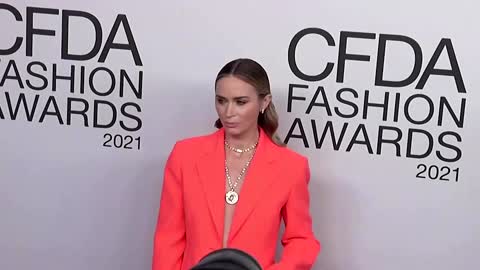 Stars shine on the CFDA awards red carpet