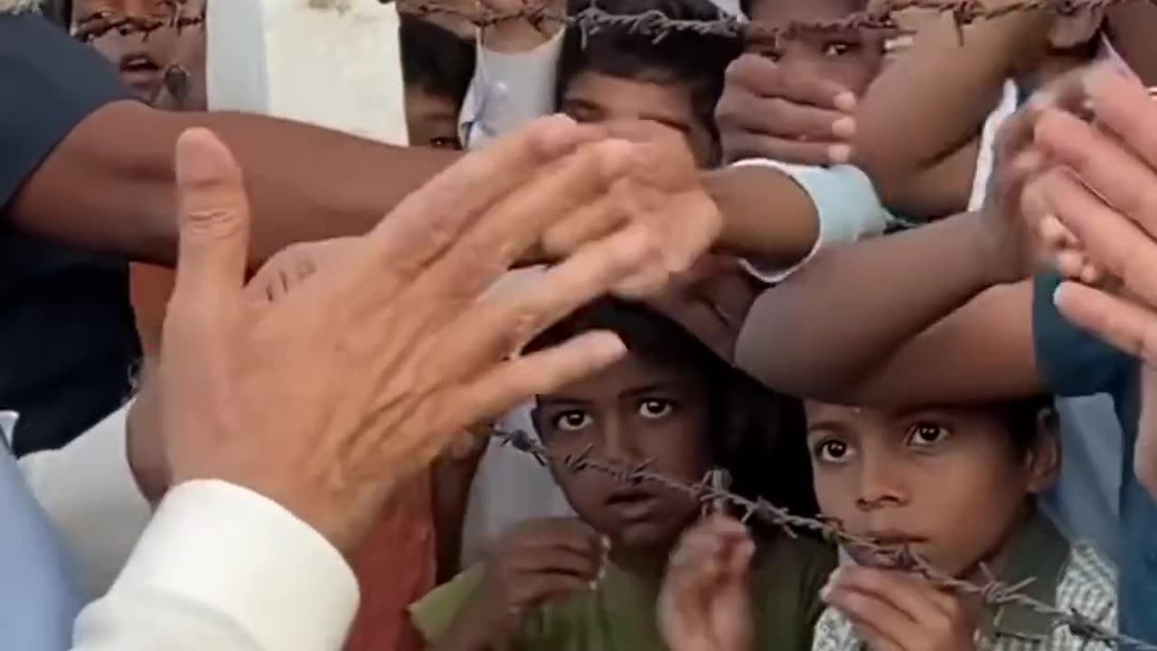 PM Modi's adorable conversation with young kids in Kalaburagi, Karnataka