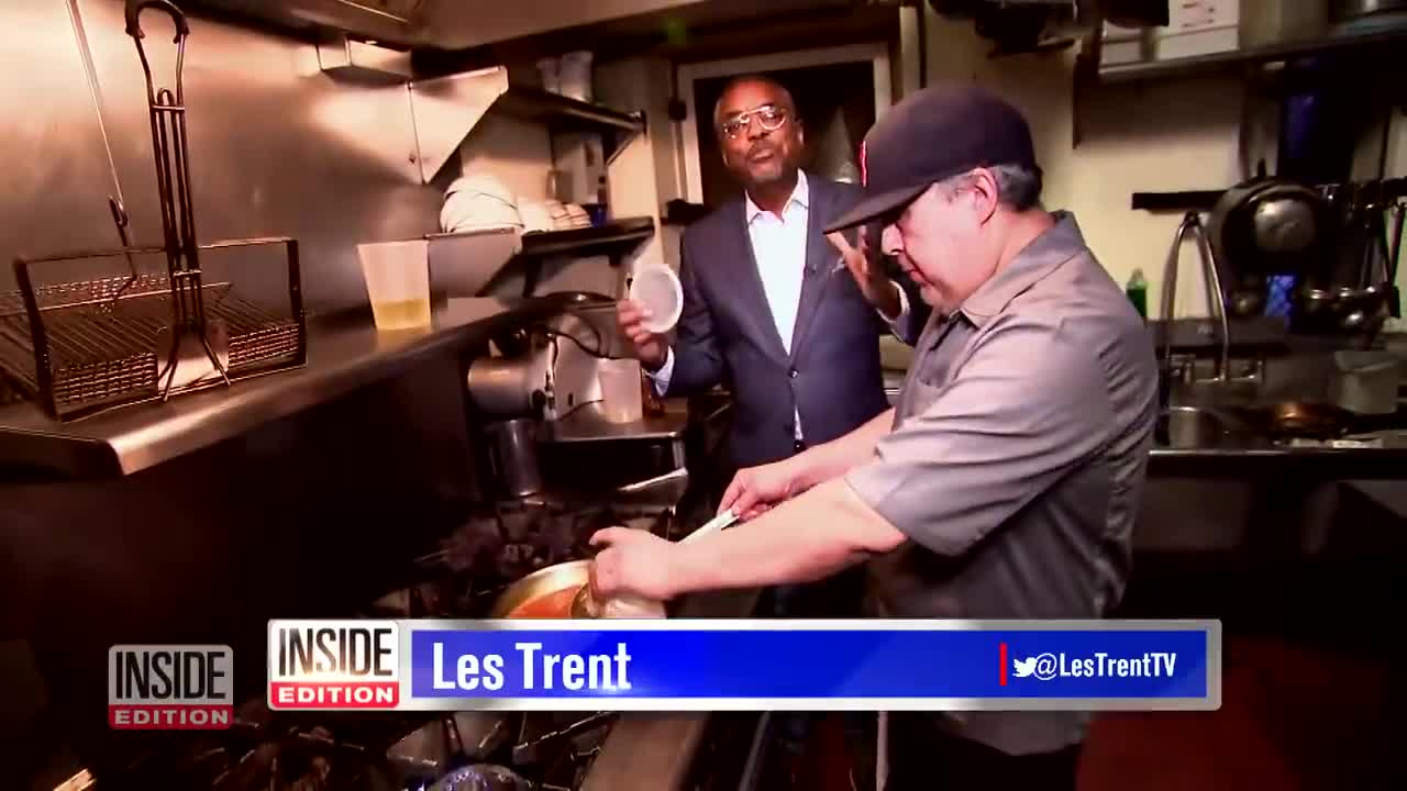 Angry Customer Throws Soup in Restaurant Manager’s Face