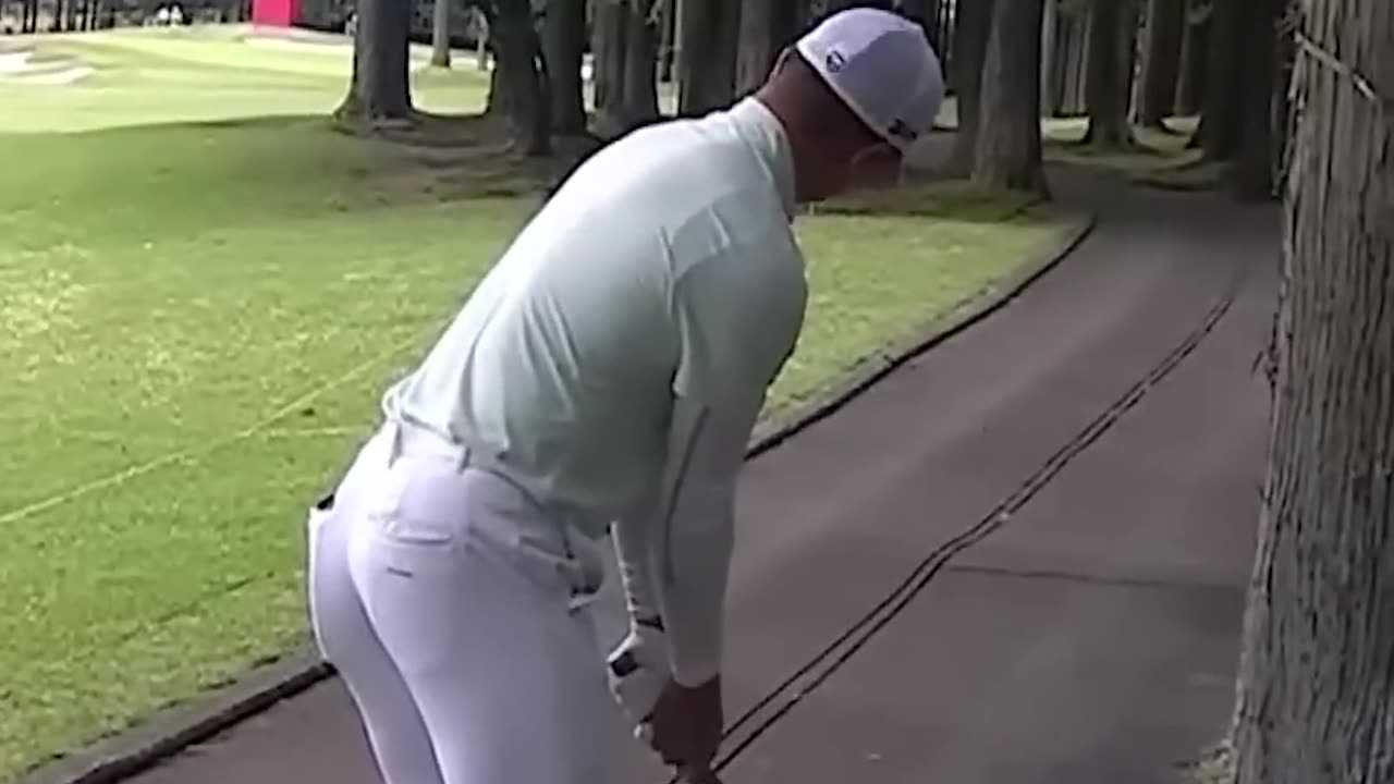 Golfer's elbow? What's that? #golf #golfer #elbow #professional #pain #push #through #hit #swing