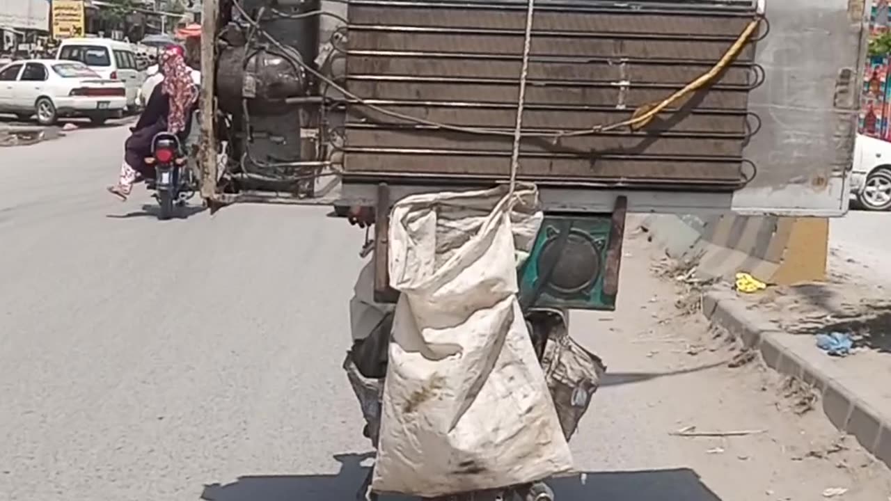 Respect @pakistanisairsapatee https://www.febspot.com/ref/425062