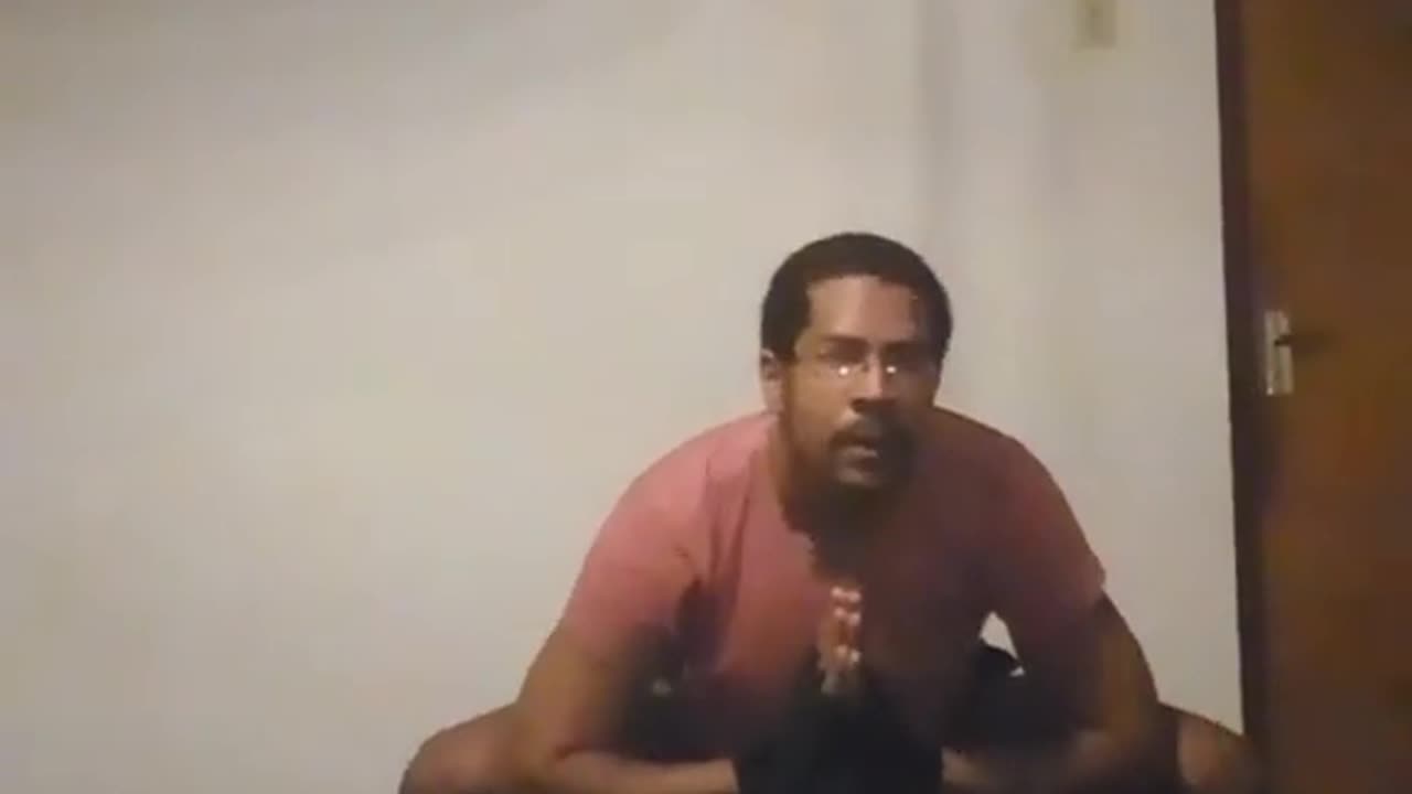 Low Squats Stretch Try it out (25 March 2023)