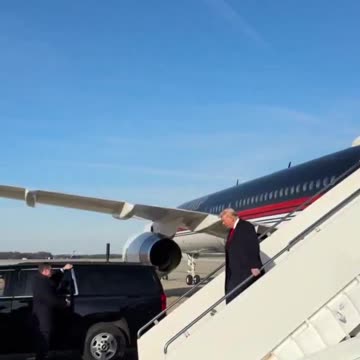 POTUS 🇺🇸 | Army~Navy Game (Which was also a historic event in 2020 In my opinion.)