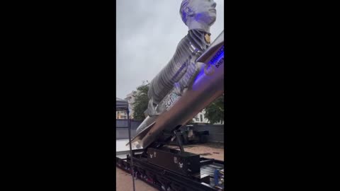 Large 'Elon Musk GOAT' statue delivered to Tesla HQ in Austin FOX 7 Austin