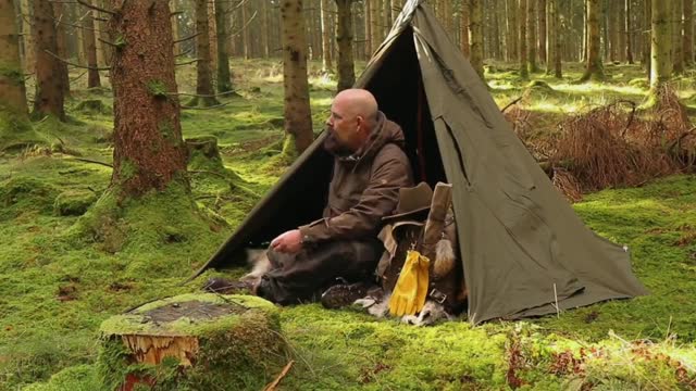 CIMBRER BUSHCRAFT - GREEN FOREST - SELF-CONTROLLED CAMPING IN THE MIDDLE OF THE FOREST