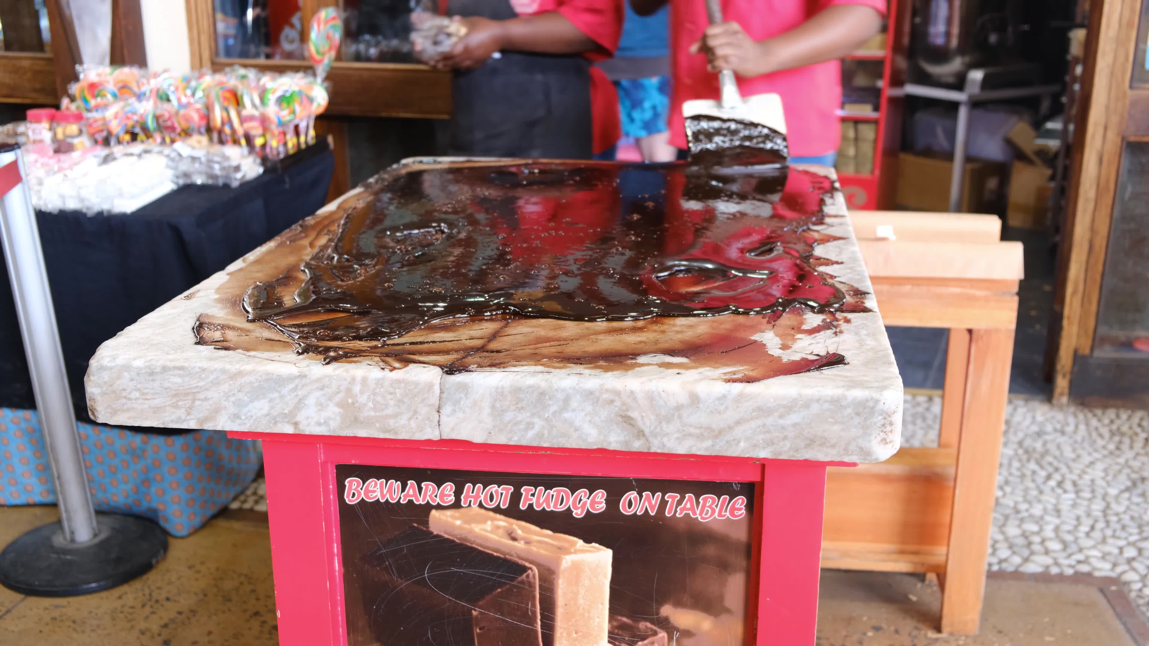 Chocolate Rumble Chocolate tempering