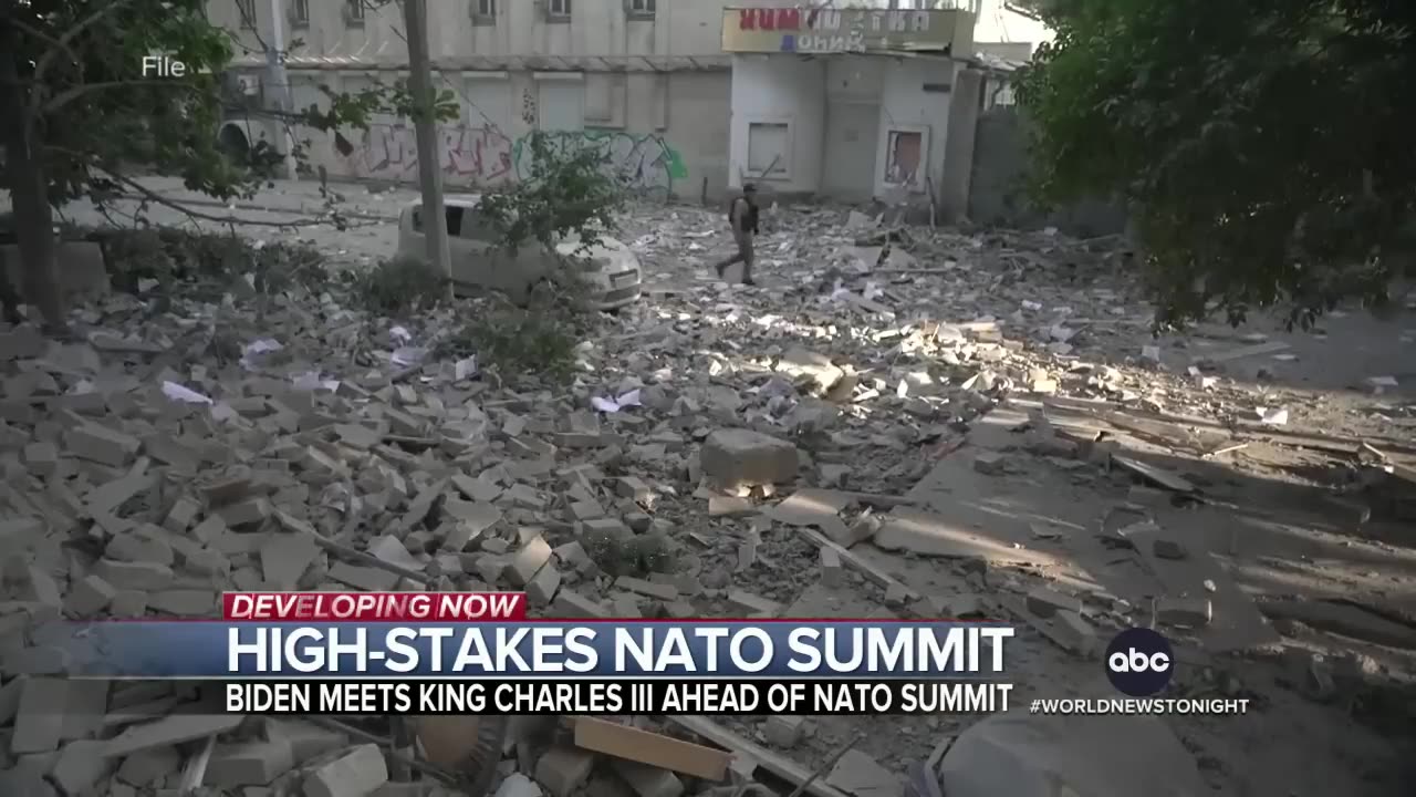 Biden makes stop in London before high-stakes NATO summit l WNT