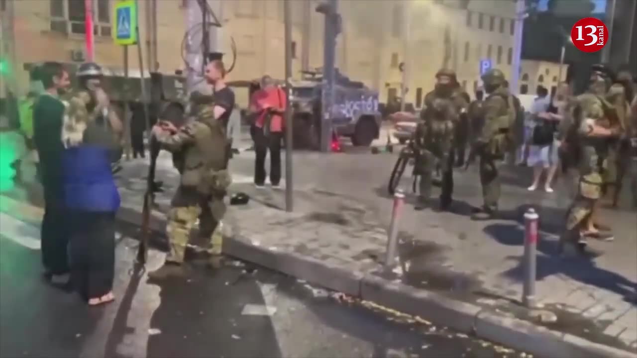Reznikov: Putin's regime is weak, but Ukraine against relying on further "mutinies and riots"