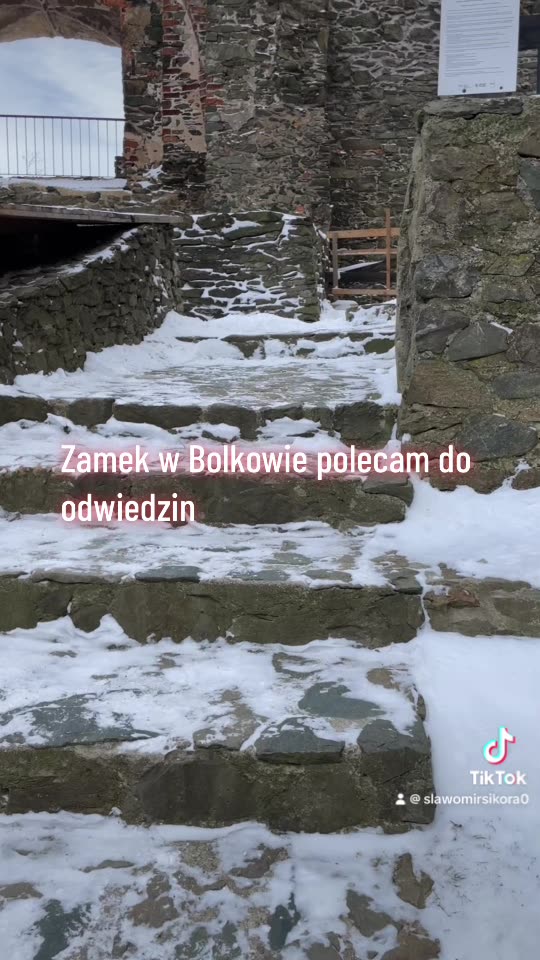 003 No War Zamek w Bolkowie na Dolnym Śląsku. Slawomir Sikora Trip with VIP