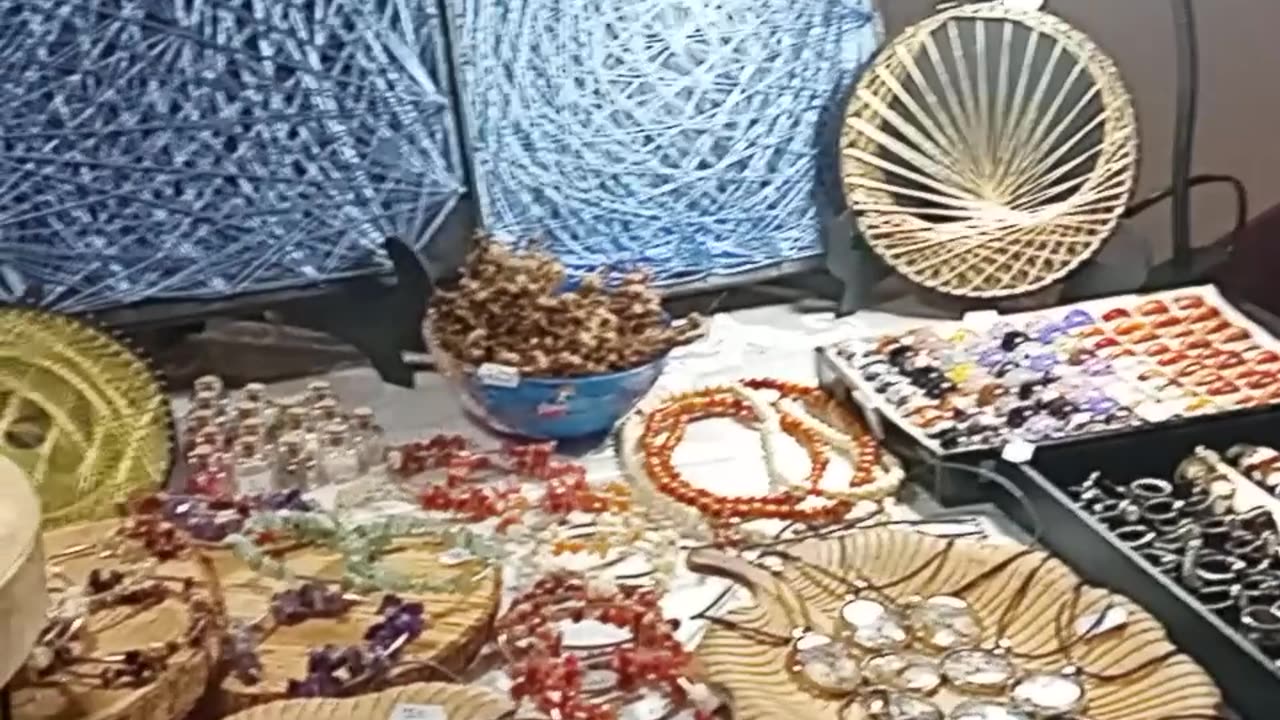 Holistic fest 2023 - Obiecte si invataturi religioase asiatice