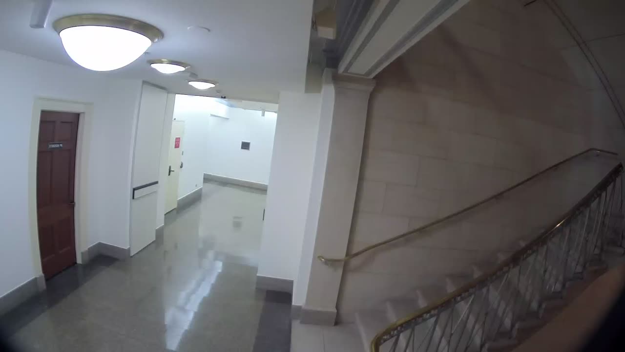 3249LHOB06Stair2_2021-01-05_19h00min04s127ms.mp4