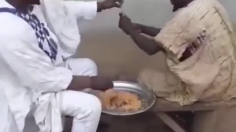 Eat with best friend