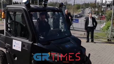 ΚΟΥΛΗΣ ΧΩΡΙΣ ΛΟΓΙΑ