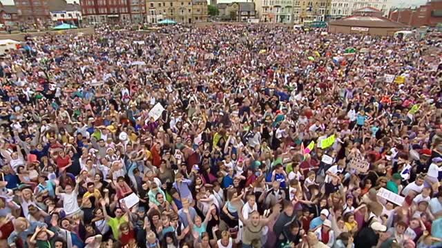 Steps - Deeper Shade of Blue (Live from Blue Peter Roadshow, 2001)