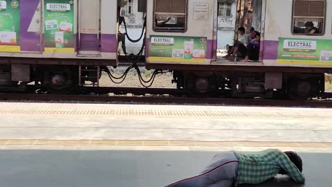 Goregaon station to Chhatrapati Shivaji Terminus Shivaji terminal local train