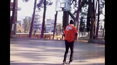 BASKET BALL