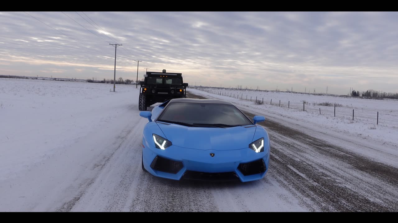 Hummer H1 vs Lamborghini Aventador