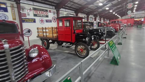 TRUCK MUSEUM IOWA 80