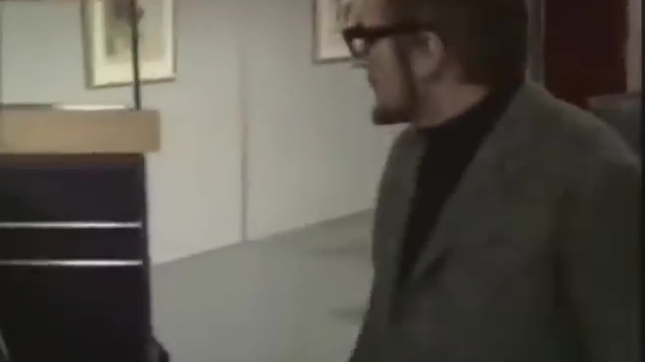 The News~Benders 1968~This Video Exposes The Truth To Us & Show Us Their Lies~ The Space~The Heliocentric Model And Nuclear Are All Lies Pushed On Us