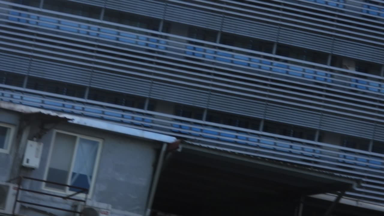 主後2023年9月1日在家門口拍攝雲層中的太陽